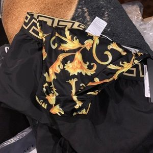 Versace swim shorts size4 color black